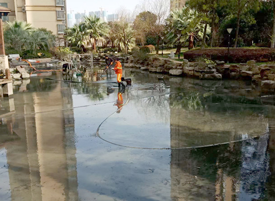 禅城景观池淤泥清理